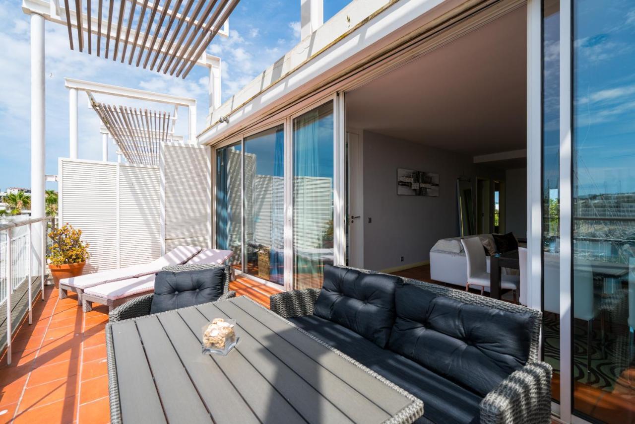 Stunning 2-Bed Penthouse In Lagos 250M From Beach Exterior photo