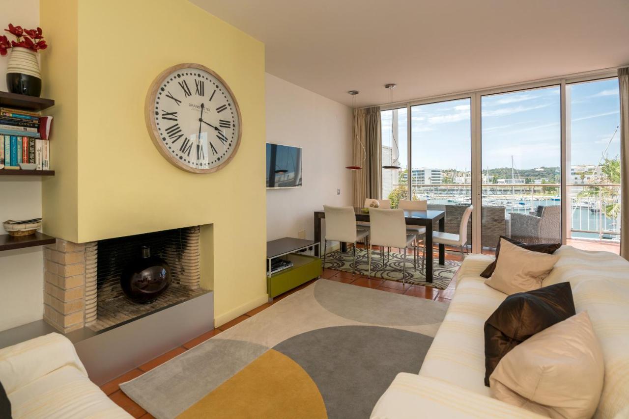 Stunning 2-Bed Penthouse In Lagos 250M From Beach Exterior photo